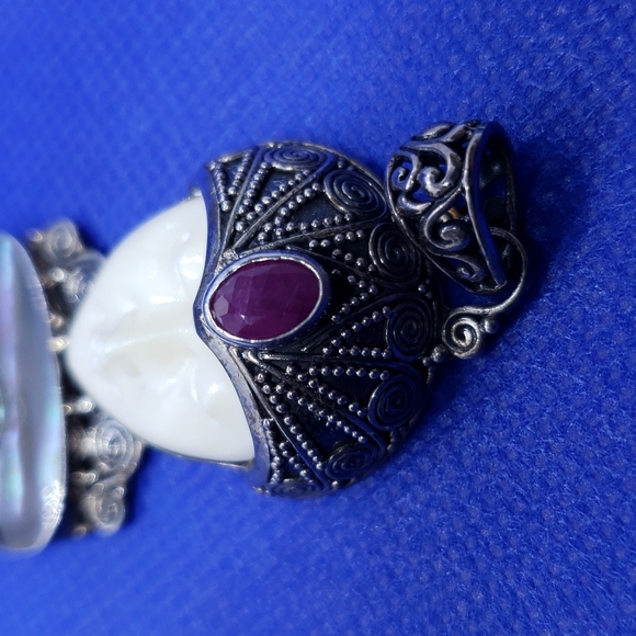 Goddess face sterling silver pendant - Picture 9 of 11